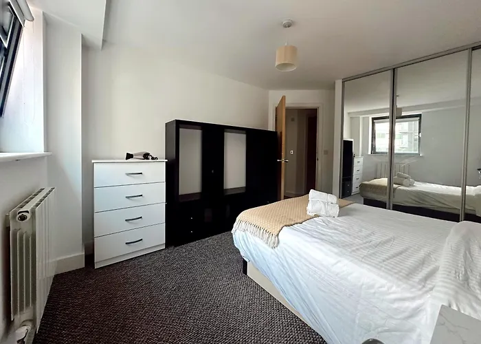 Canary Wharf - Luxury Apartments